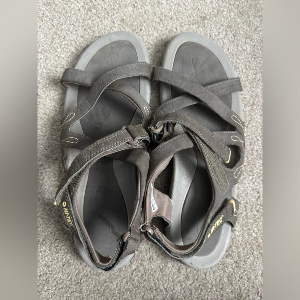 Hi-Tec Women's Sandals - Brown and Gray